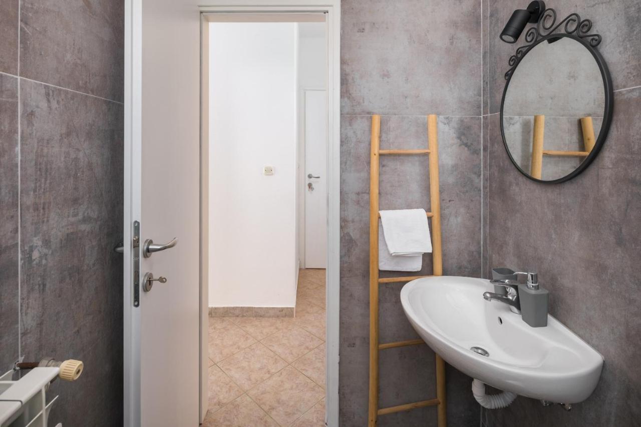 Martina Guest House Porec Exterior photo